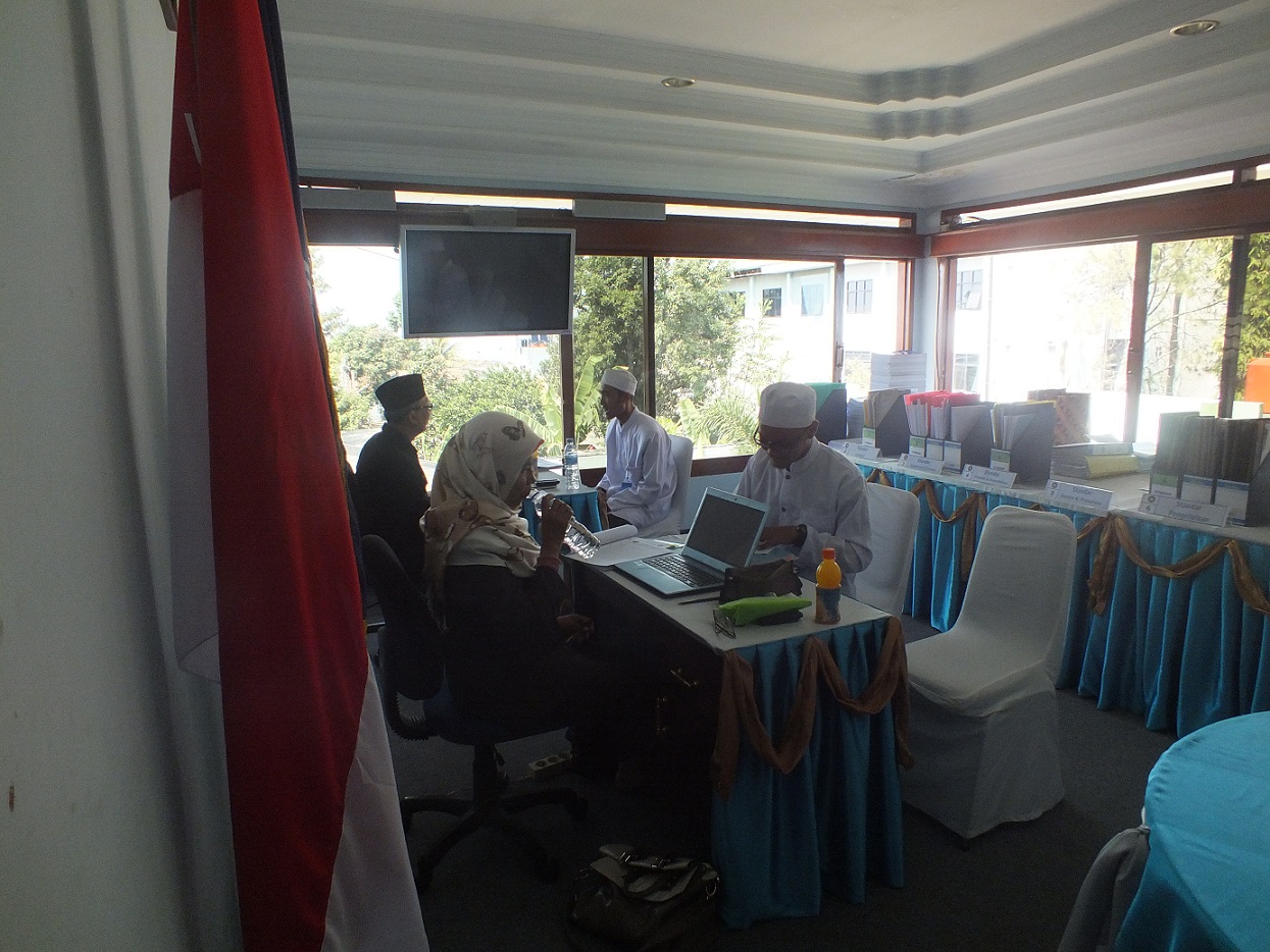 AKREDITASI SMP DAARUT TAUHIID BOARDING SCHOOL