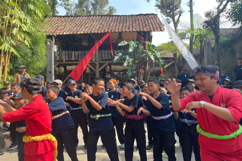 Melestarikan Warisan Budaya Melalui Kegiatan City Tour